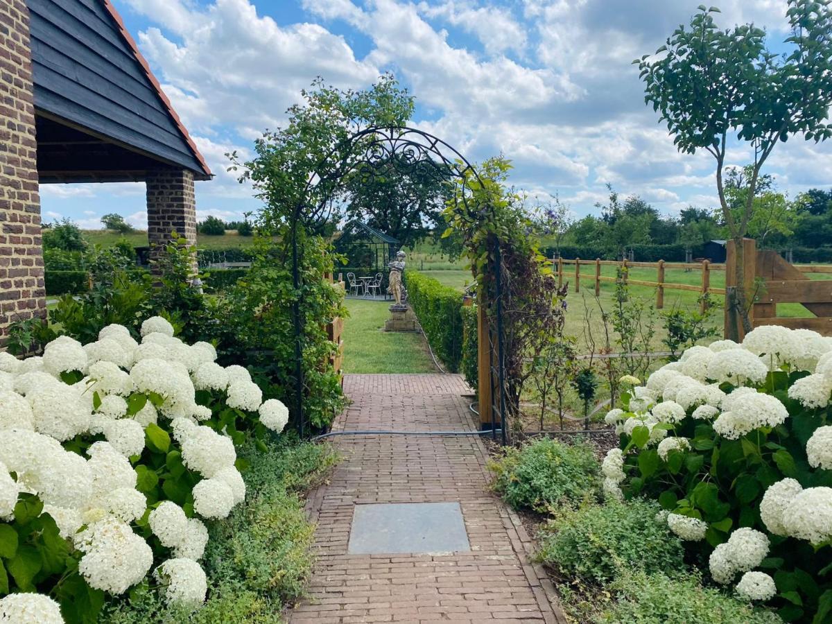 B&B Aasterbergerhoeve Echt Exterior foto